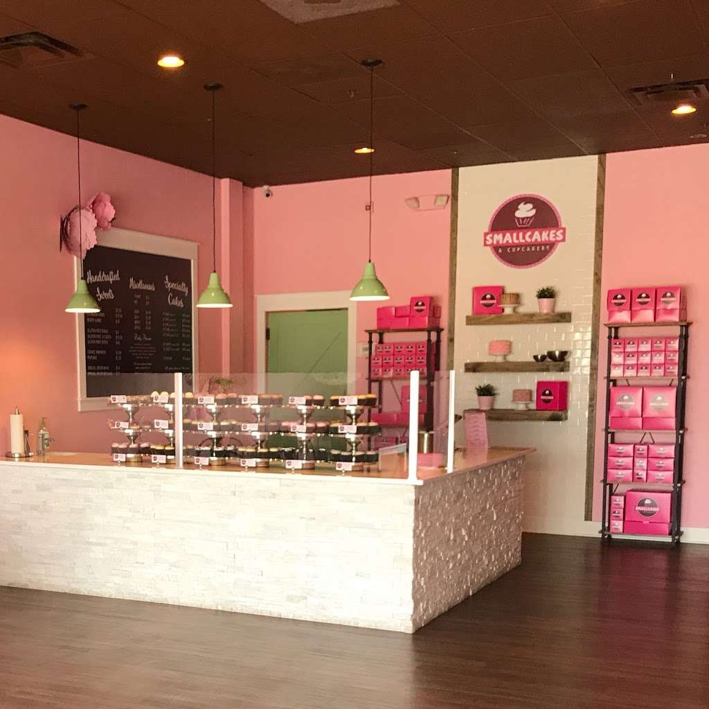Smallcakes Cupcakery | 1279 N Emerson Ave D, Greenwood, IN 46143, USA | Phone: (317) 881-6990