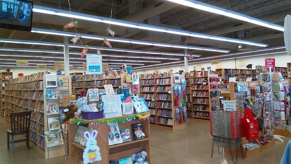 Half Price Books | 100 Meadow Park Ave, Lewis Center, OH 43035, USA | Phone: (740) 548-1290