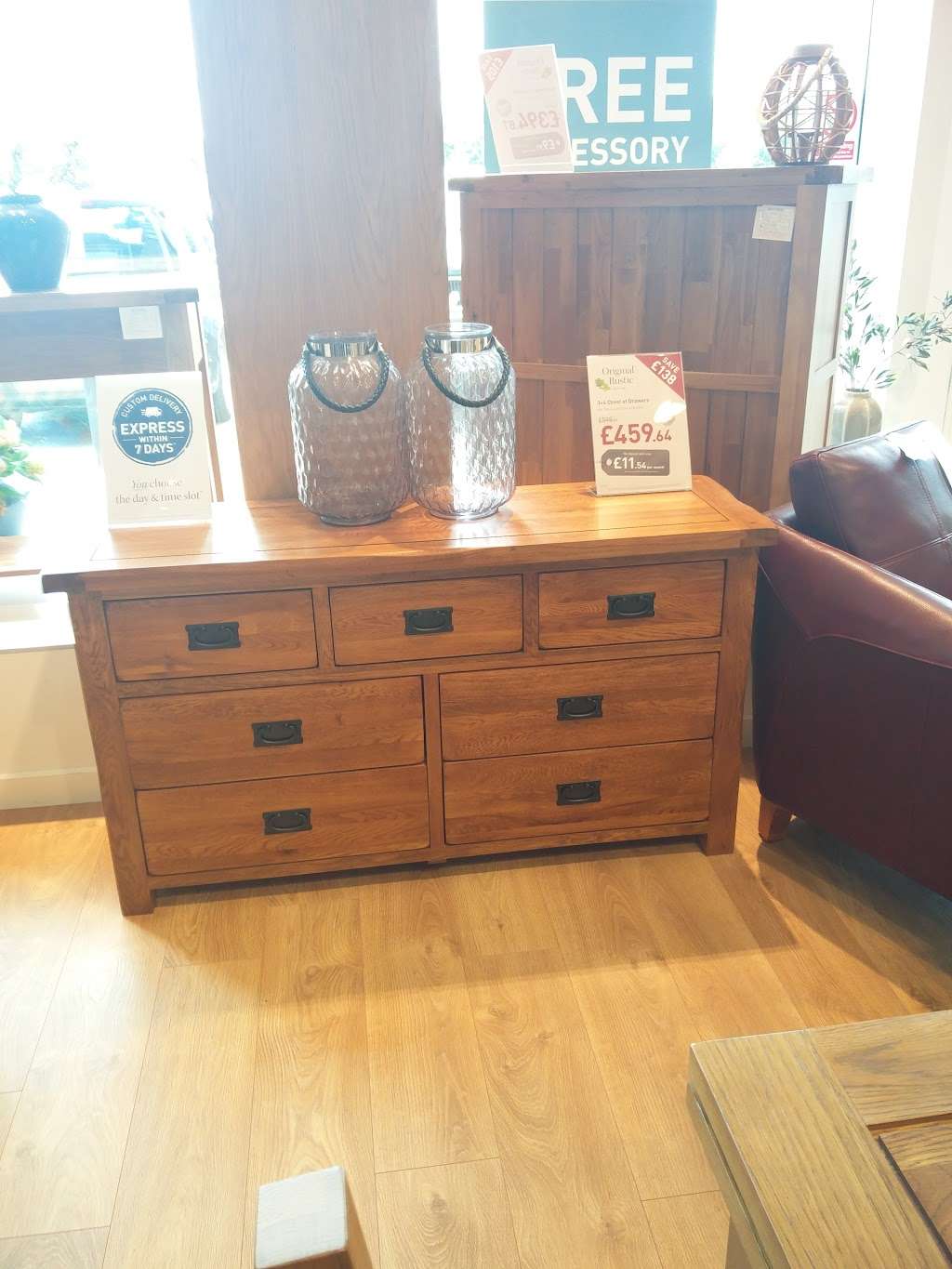 Oak Furnitureland | Brent South Shopping Park, Tilling Rd, London NW2 1LS, UK | Phone: 020 3906 1890