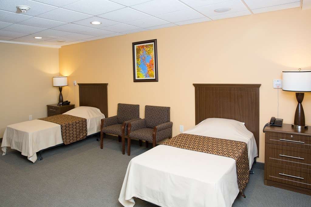 Island Assisted Living | 820 Front St, Hempstead, NY 11550, USA | Phone: (516) 564-1100