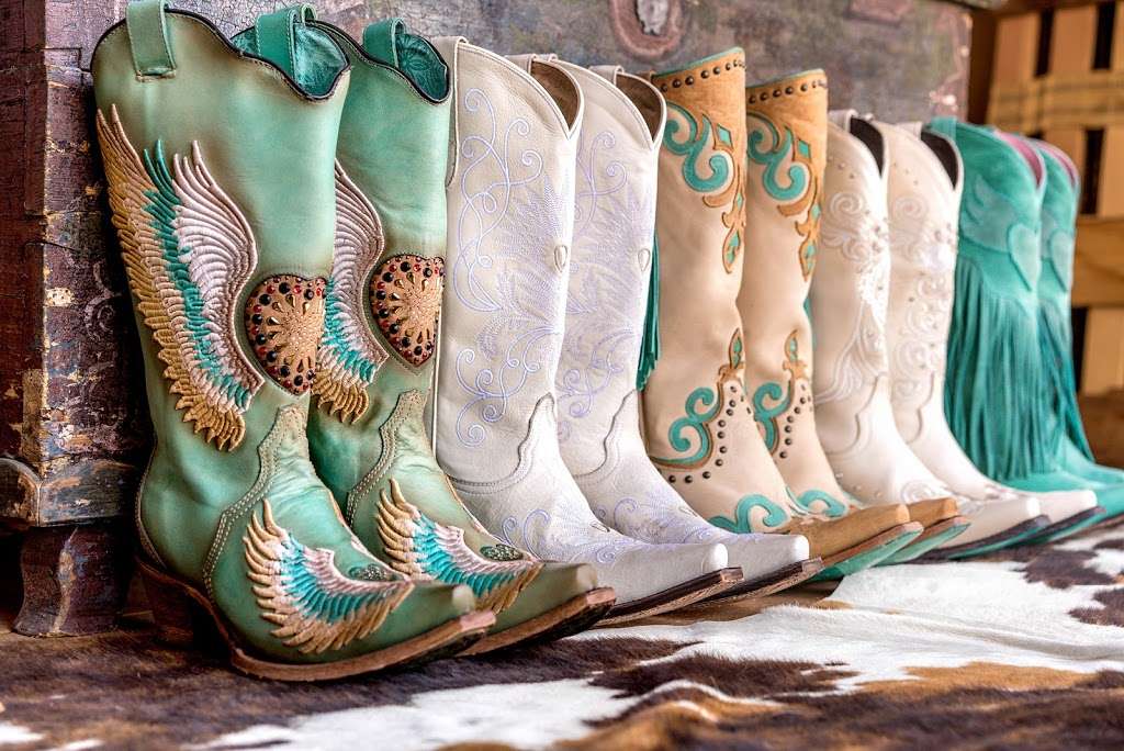 Boot Barn | 17815 La Cantera Pkwy, San Antonio, TX 78257, USA | Phone: (210) 641-0006