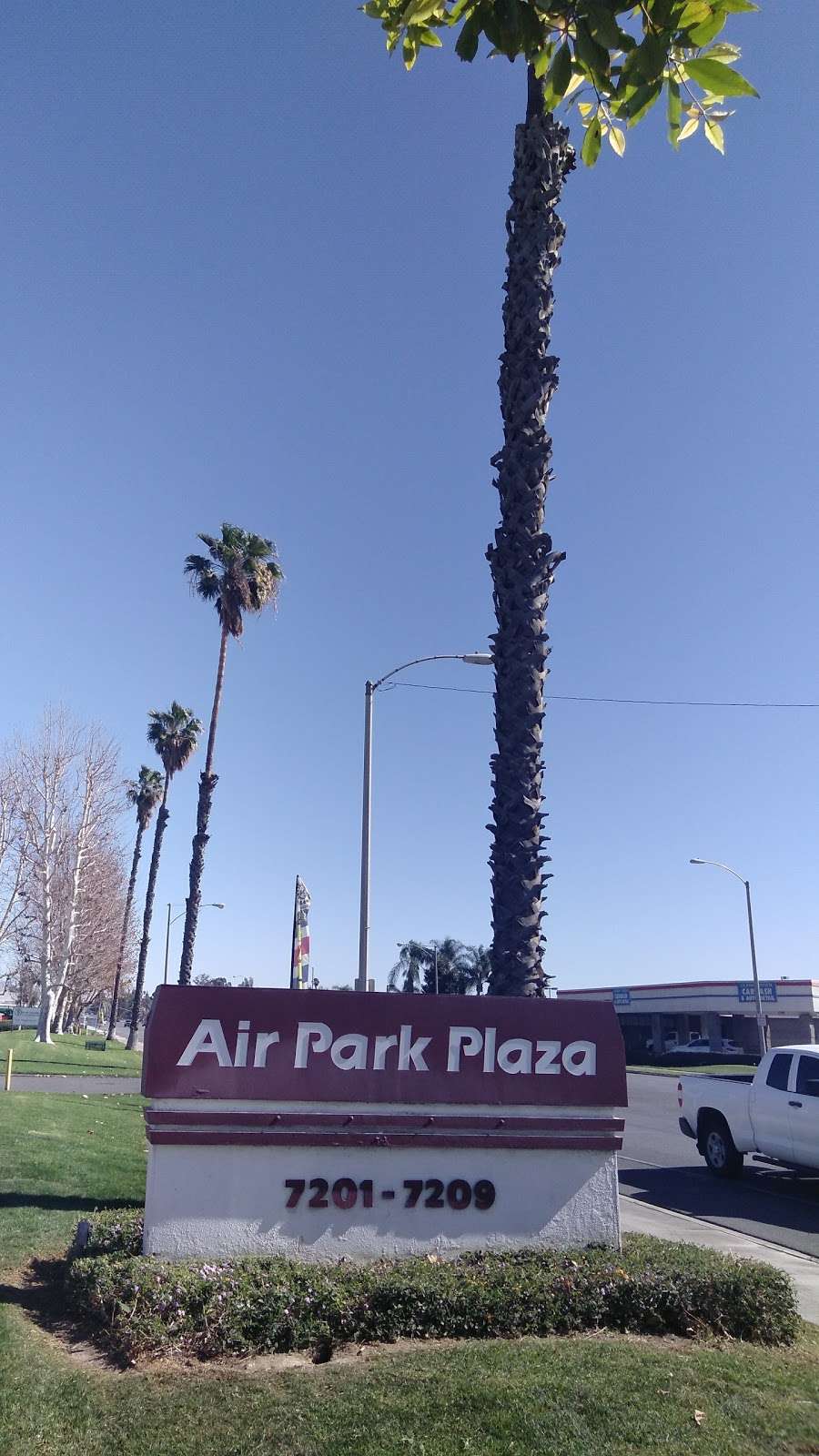 Airpark Plaza | 7201 Arlington Ave, Riverside, CA 92503, USA