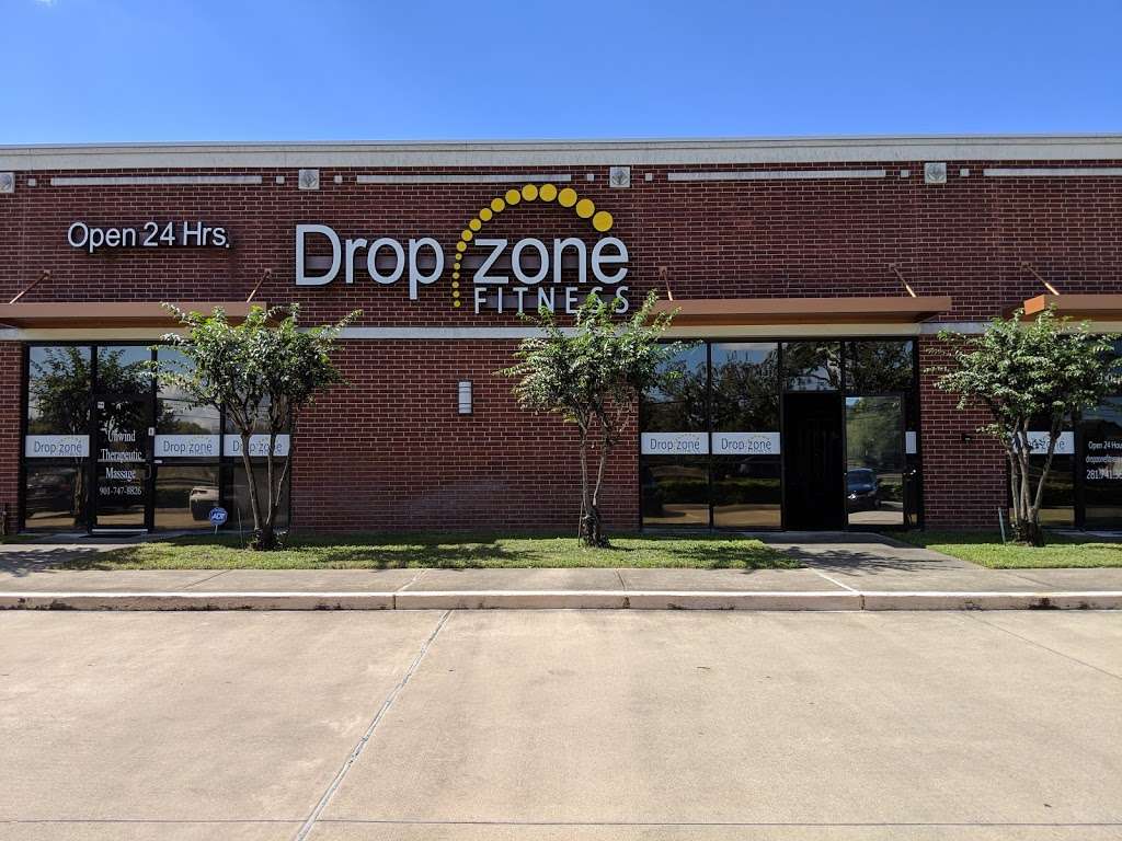Drop Zone Fitness | 3711 Raoul Wallenberg Ln #100, Missouri City, TX 77459, USA | Phone: (281) 741-3641