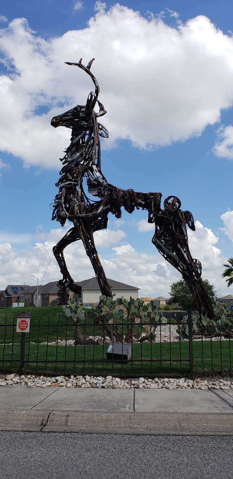 Giant Stag Statue | 05089-000-1000, Converse, TX 78109