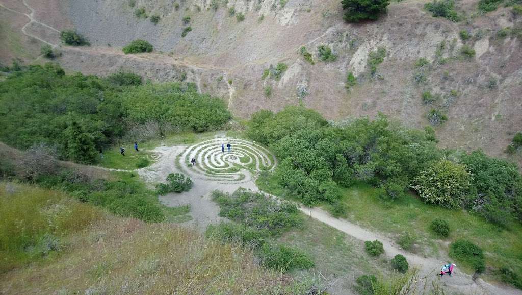 Sibley Volcanic Regional Preserve Labyrinth | Orinda, CA 94563, USA