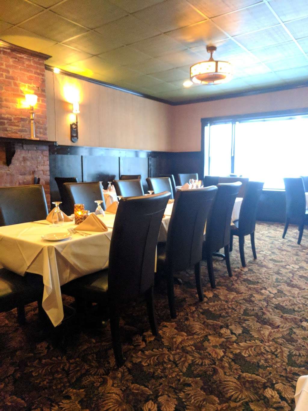 Jonathans Restaurant | 45 N River St, Wilkes-Barre, PA 18702, USA | Phone: (570) 371-3463