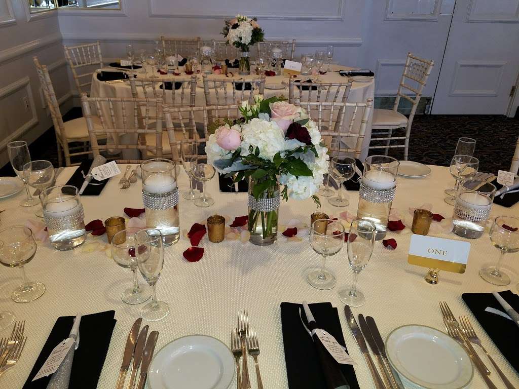 Perona Farms | 350 Andover Sparta Rd, Andover, NJ 07821, USA | Phone: (973) 729-6161