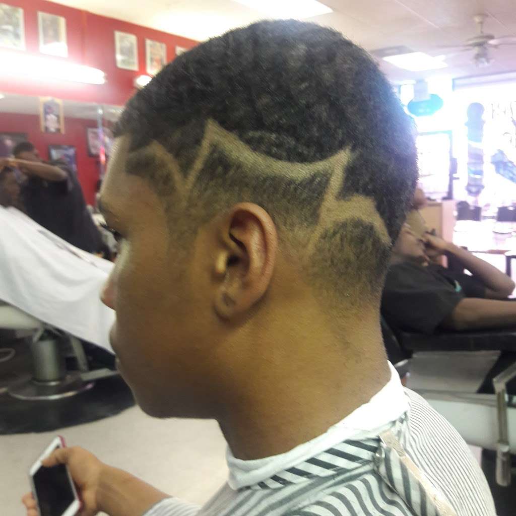 Extreme Designer Kuts and Styles | 15930 S Post Oak Rd # D, Houston, TX 77053, USA | Phone: (281) 438-2633