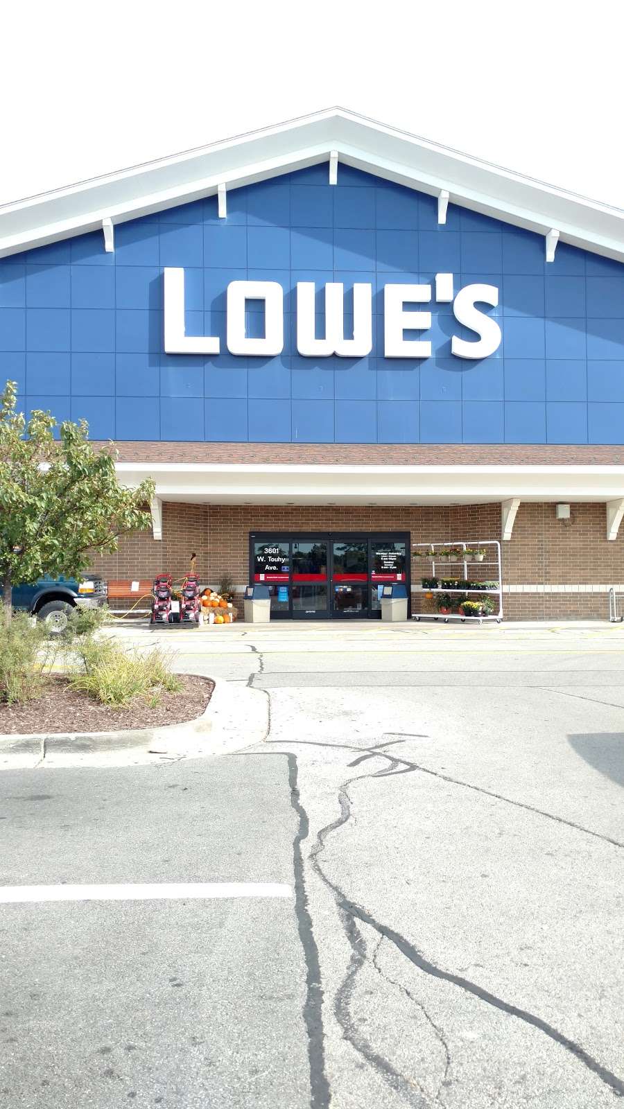 Lowes Home Improvement | 3601 W Touhy Ave, Lincolnwood, IL 60712, USA | Phone: (847) 972-4041