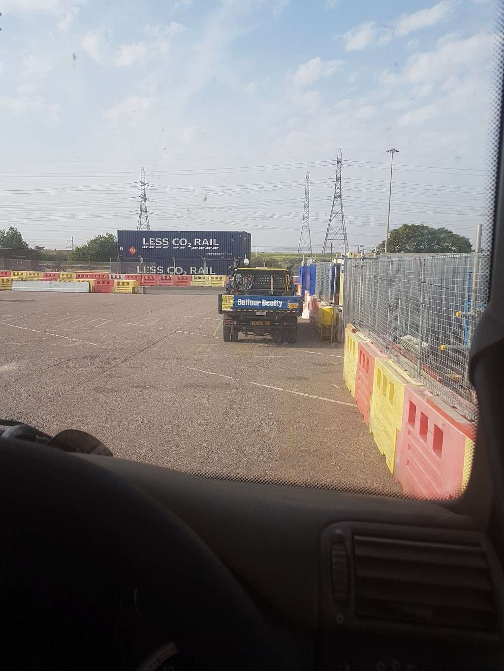 CS Shipping Containers for Sale Choats Rd, Barking, Dagenham RM9 6RJ, UK