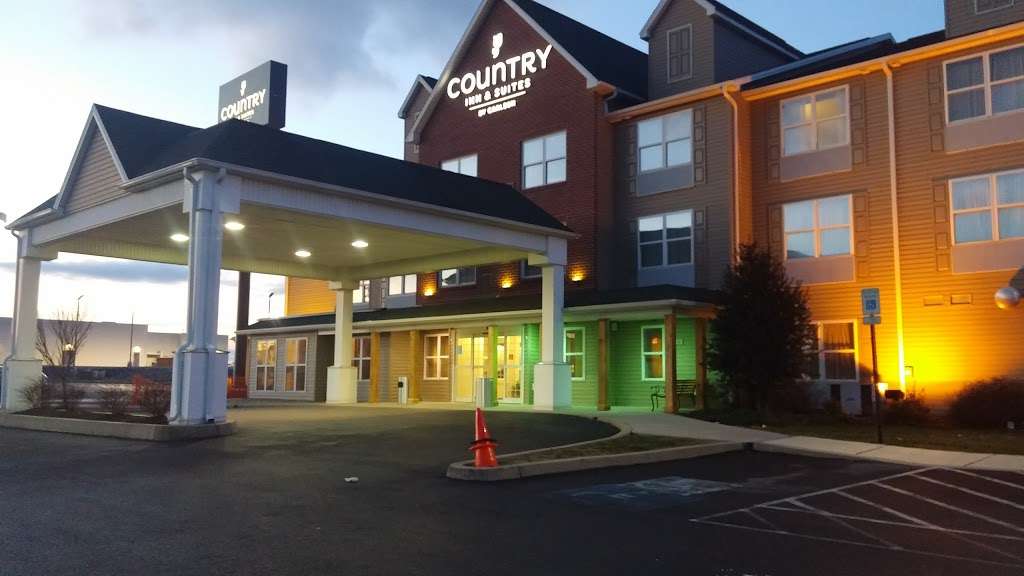 Country Inn & Suites by Radisson, Chambersburg, PA | 399 Beddington Blvd, Chambersburg, PA 17201, USA | Phone: (717) 261-0900