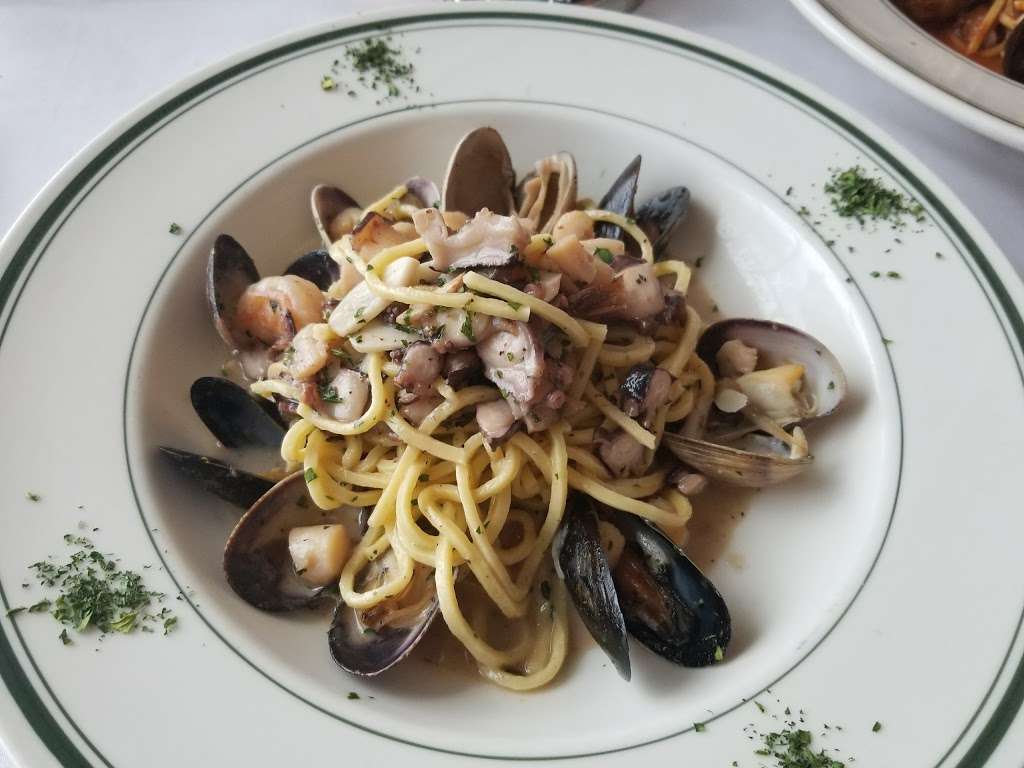 Sapori Italian Restaurant | 13723 Fiji Way, Marina Del Rey, CA 90292, USA | Phone: (310) 821-1740