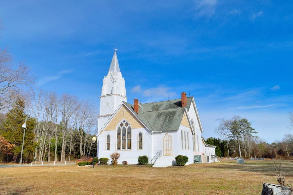 New St. Johns Baptist Church | 560 S Main St, Kilmarnock, VA 22482, USA