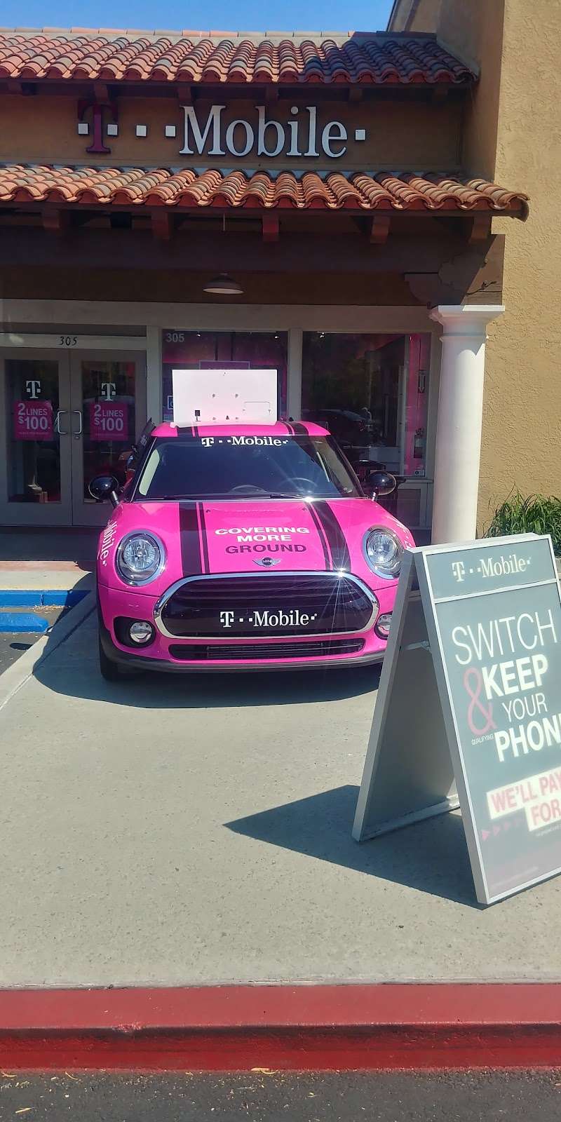 T-Mobile | 2518 Jamacha Road #305, El Cajon, CA 92019, USA | Phone: (619) 328-6277