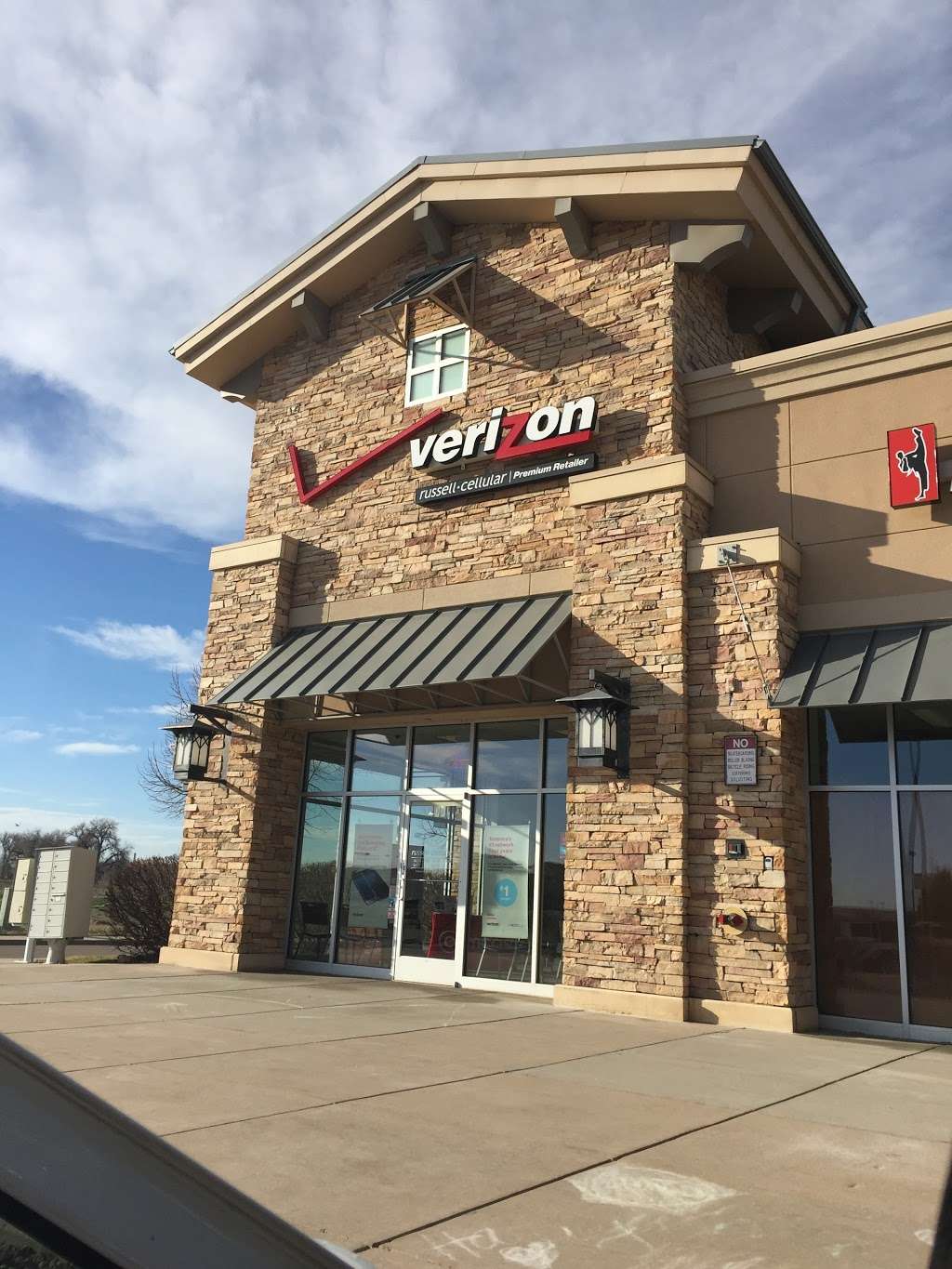 Verizon Authorized Retailer – Russell Cellular | 1540 Main St #200, Windsor, CO 80550 | Phone: (970) 305-2614