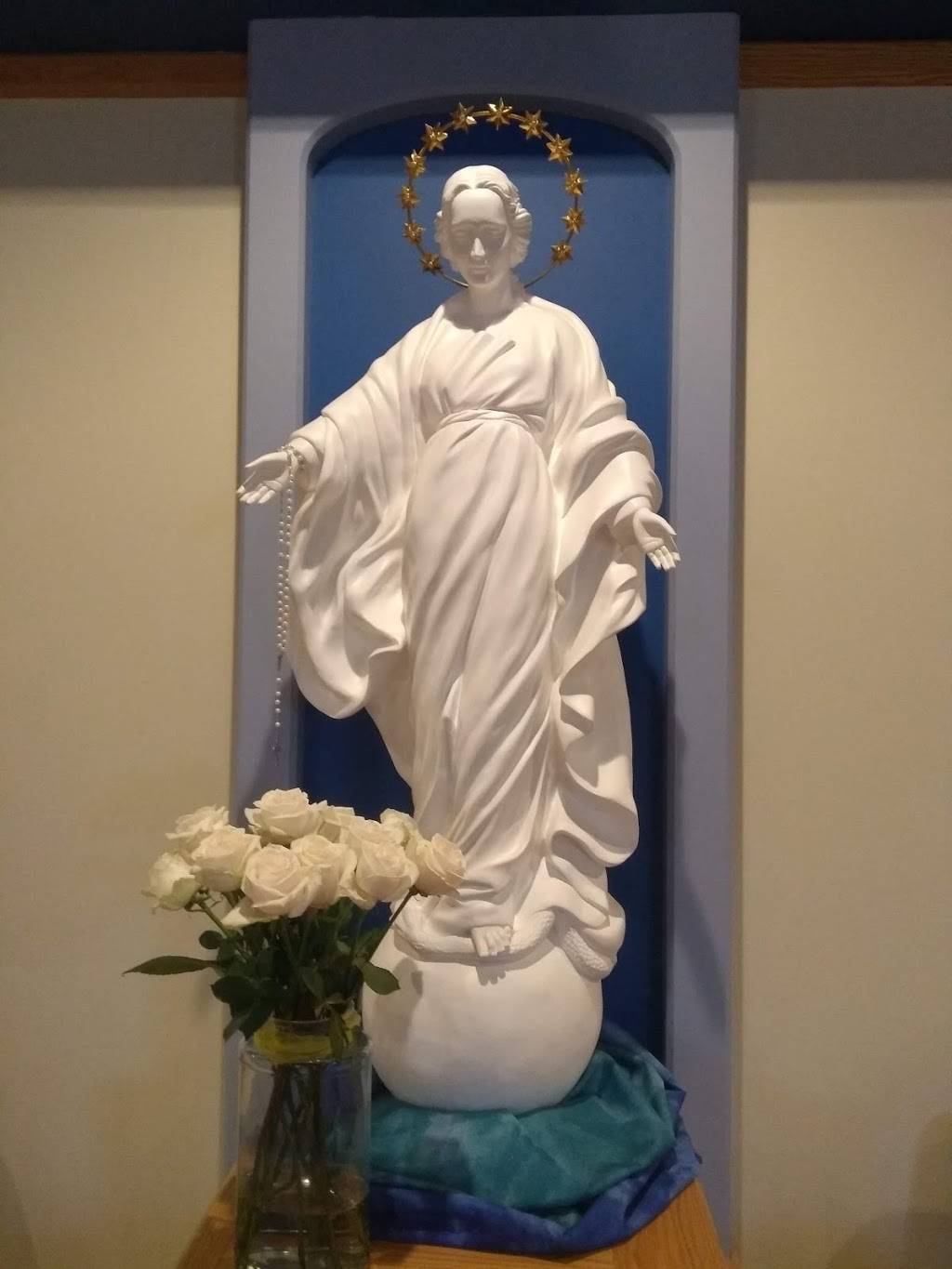 Mary, Mother of the Church | 3333 Cliff Rd E, Burnsville, MN 55337, USA | Phone: (952) 890-0045