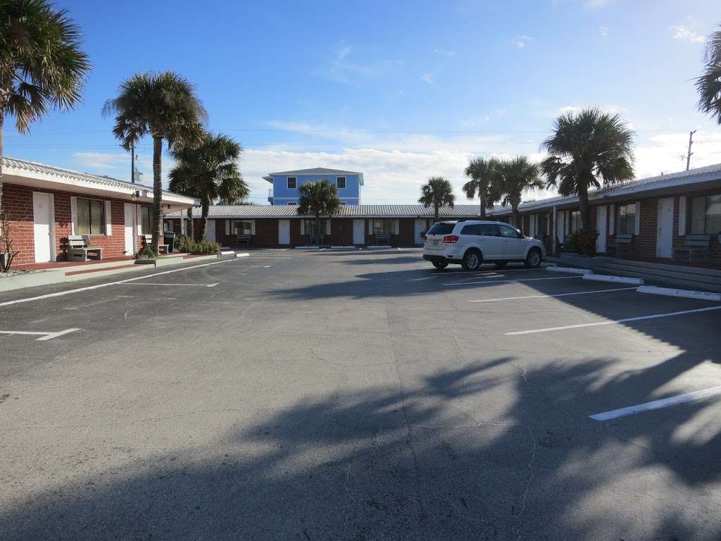 Sea Horse Motel | 423 Flagler Ave, New Smyrna Beach, FL 32169, USA | Phone: (386) 428-8081