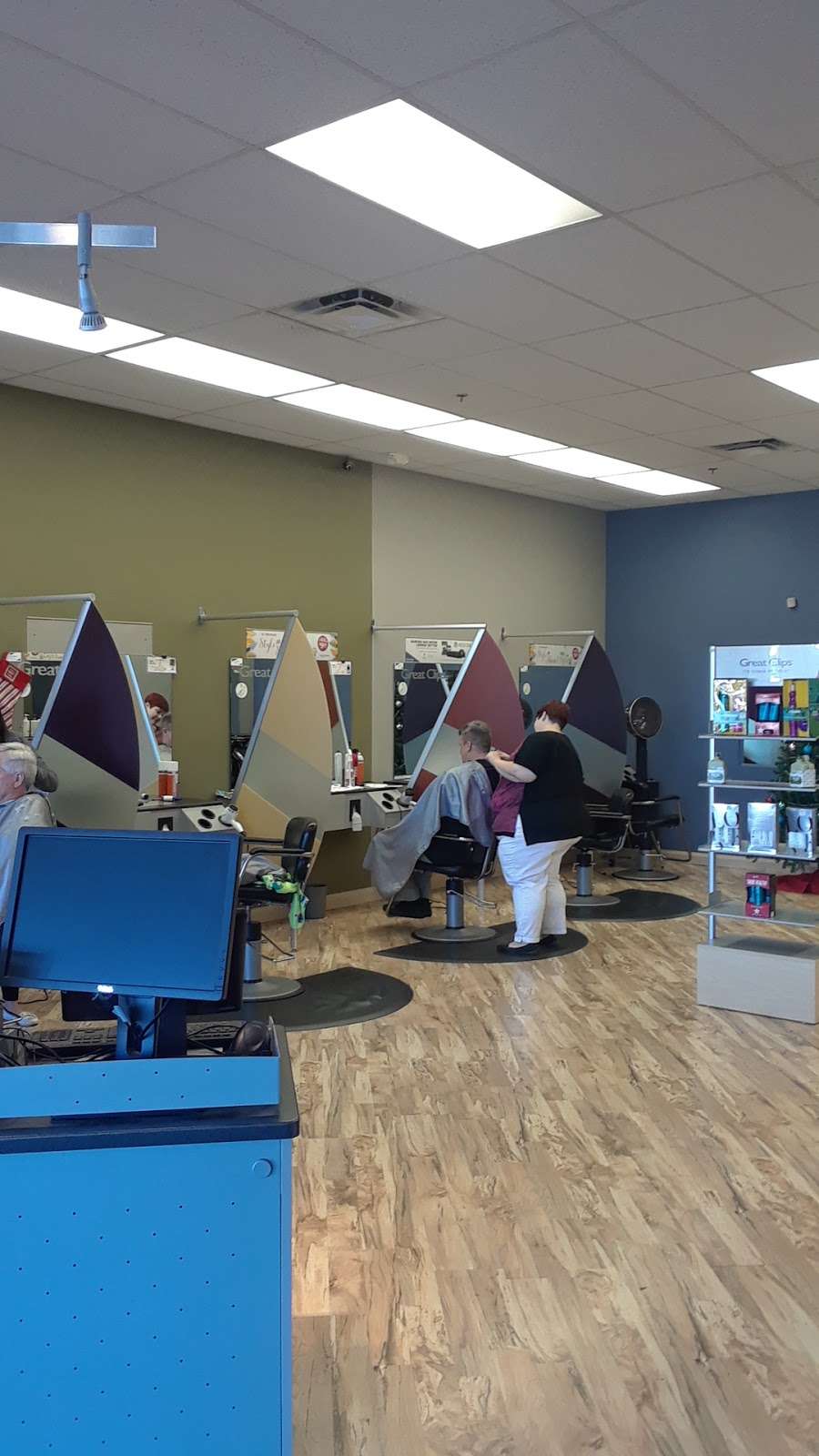 Great Clips | 830 Cypress Gardens Blvd, Winter Haven, FL 33880, USA | Phone: (863) 299-2780