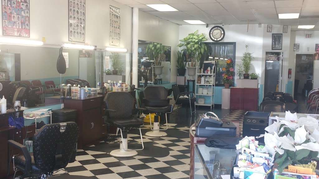 Genesis Barber & Styling | 809 E Arrowood Rd suite 1700, Charlotte, NC 28217, USA | Phone: (803) 417-9557