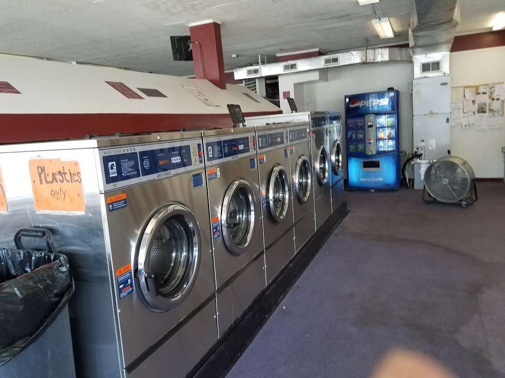 Central Park Laundromat LLC | 196 N Broadway, Pennsville, NJ 08070 | Phone: (856) 678-2270