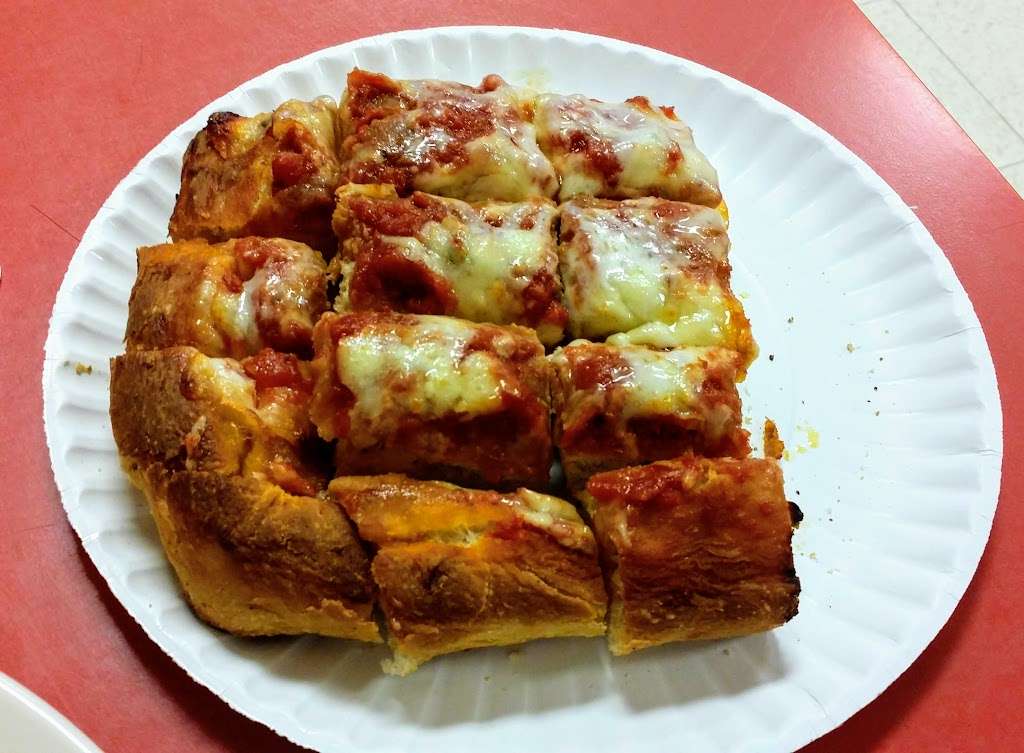 Vinnies Pizza & Pasta | 990 US-202, Branchburg, NJ 08876 | Phone: (908) 231-0034