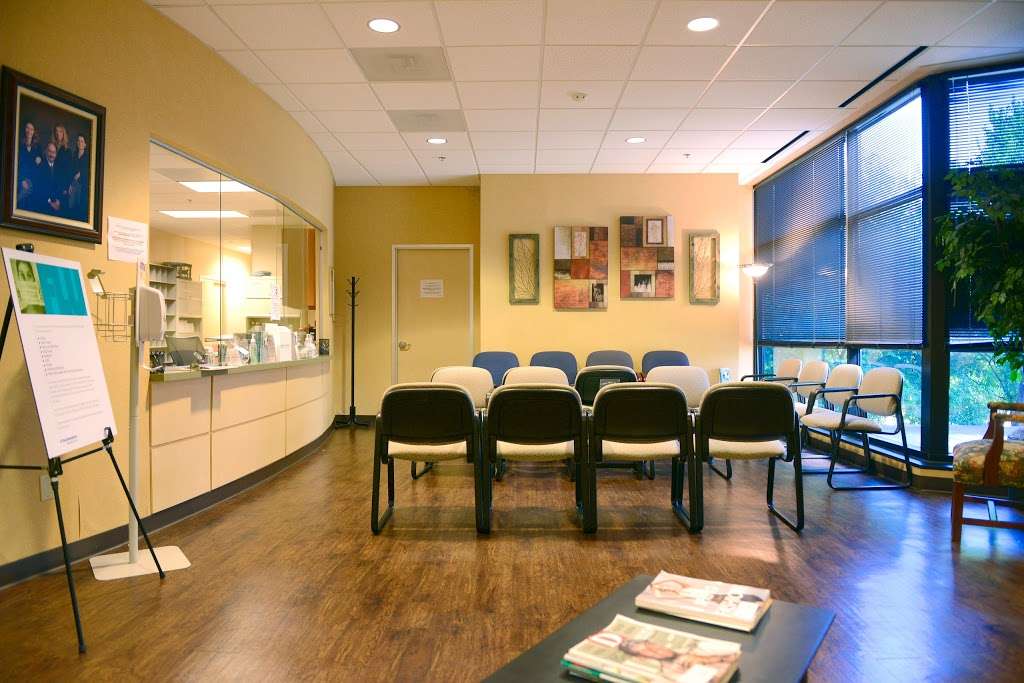 UT Southwestern Medical Center at Las Colinas - Ob/Gyn Clinic | 701 Tuscan Dr Suite 200, Irving, TX 75039, USA | Phone: (972) 401-3200