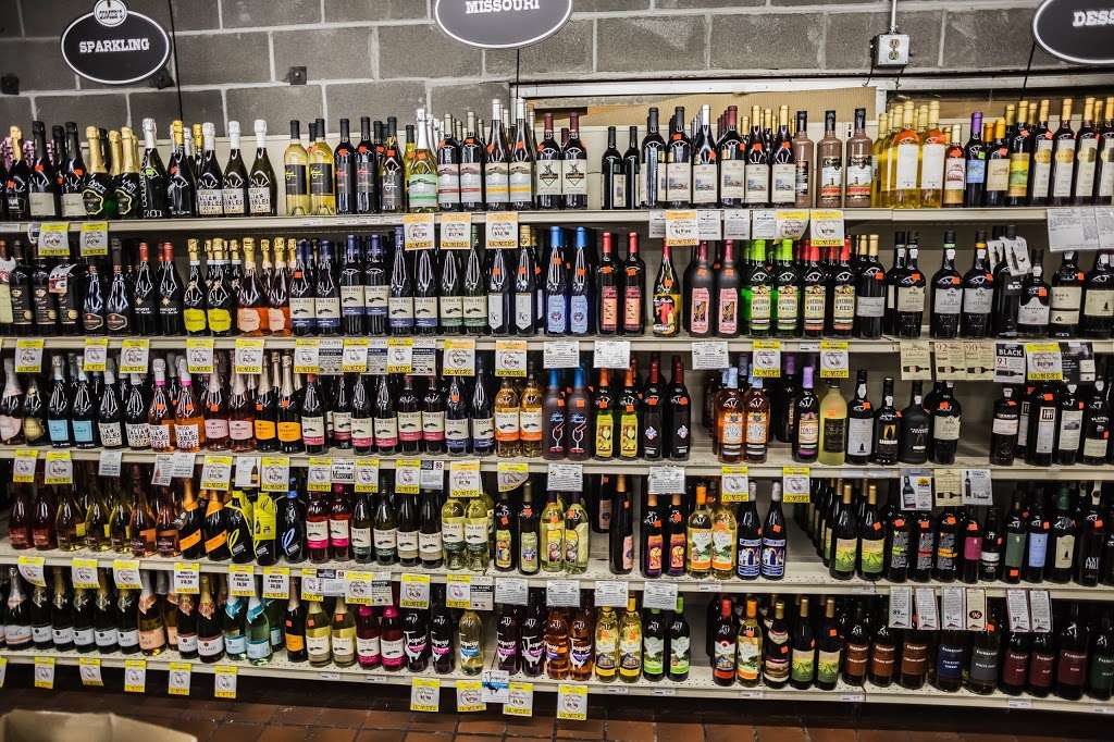 Gomers Fine Wine and Spirits | 9902 Holmes Rd, Kansas City, MO 64131 | Phone: (816) 942-6200