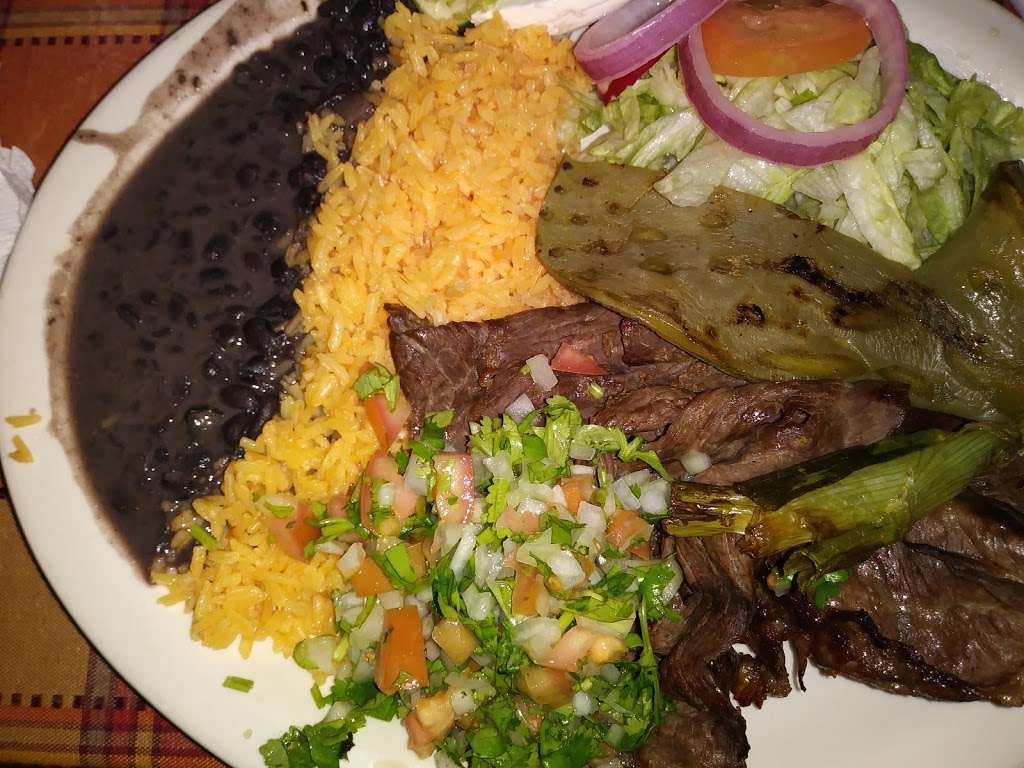 Los Molcajetes Mexican Food | Edison, NJ 08817