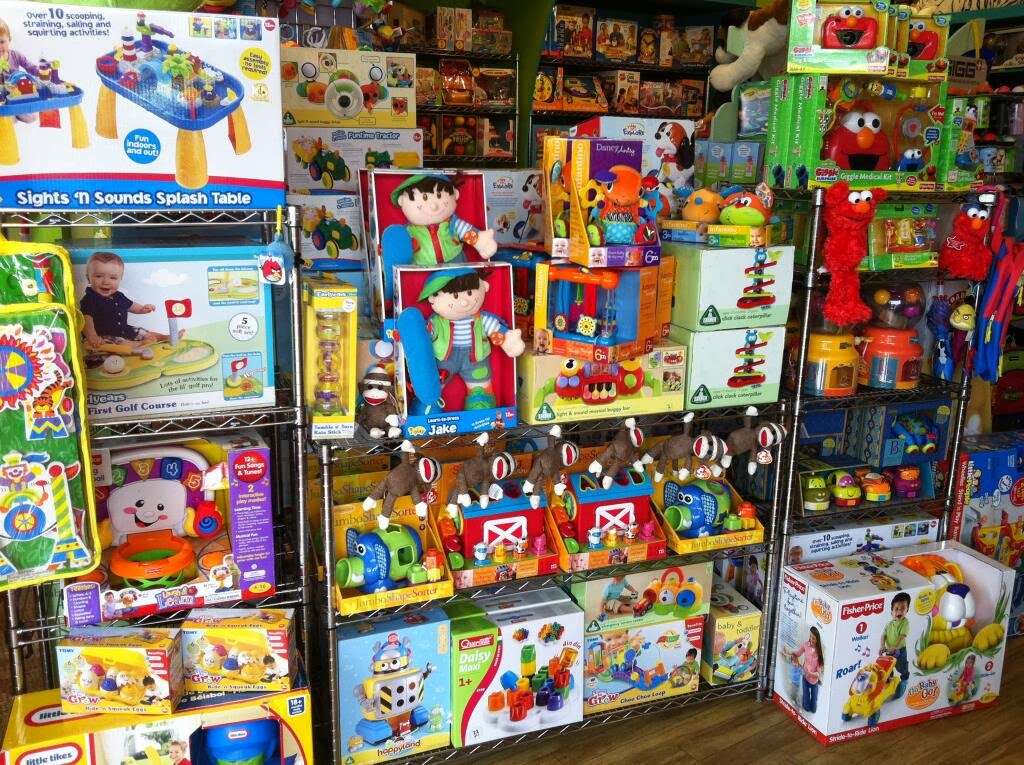 Funky Monkey Toys & Books | 360 Wheatley Plaza, Greenvale, NY 11548 | Phone: (516) 484-0966