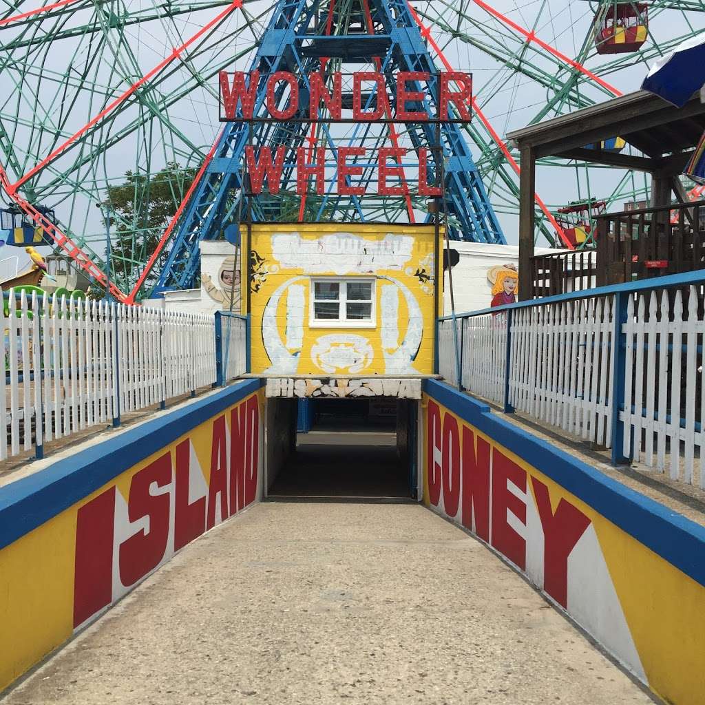 Denos Wonder Wheel Amusement Park | 3059 W 12th St, Brooklyn, NY 11224, USA | Phone: (718) 372-2592