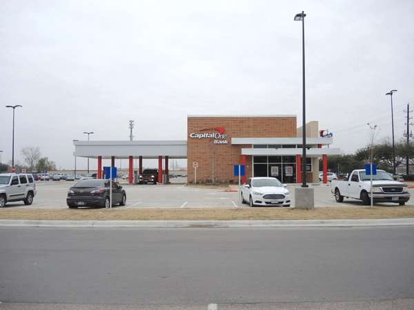 Capital One Bank | 10515 Broadway St, Pearland, TX 77584, USA | Phone: (281) 606-4005