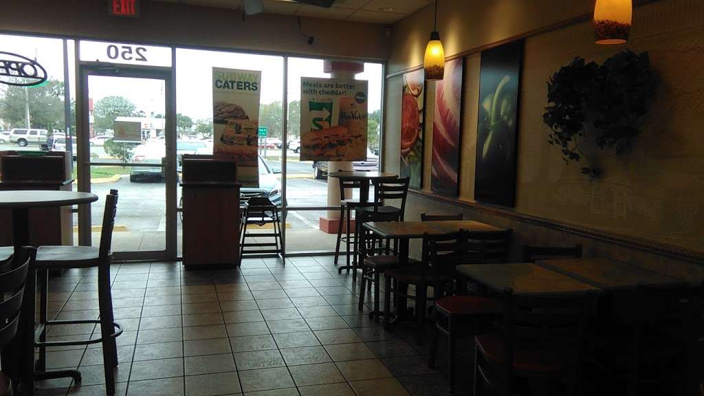 Subway Restaurants | 2525 W Intl Spdwy Blvd, Unit 250, Daytona Beach, FL 32114, USA | Phone: (386) 257-4207