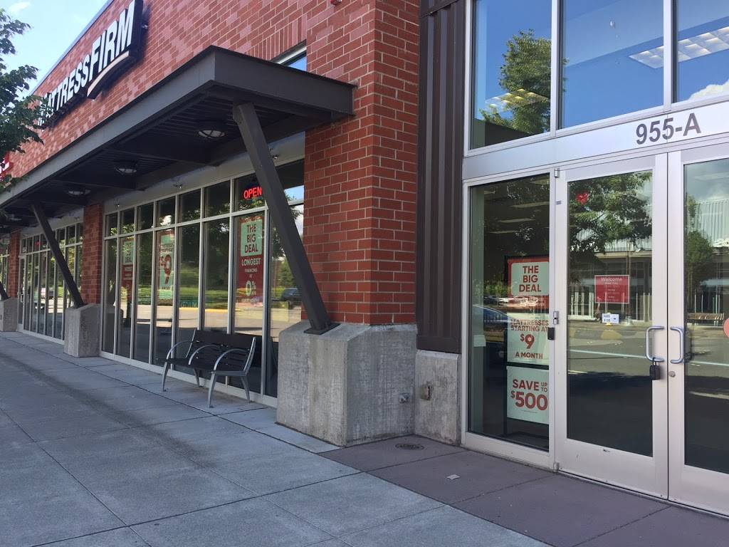 Mattress Firm The Landing | 955 Park Ave N Ste A, Renton, WA 98057, USA | Phone: (425) 970-4045