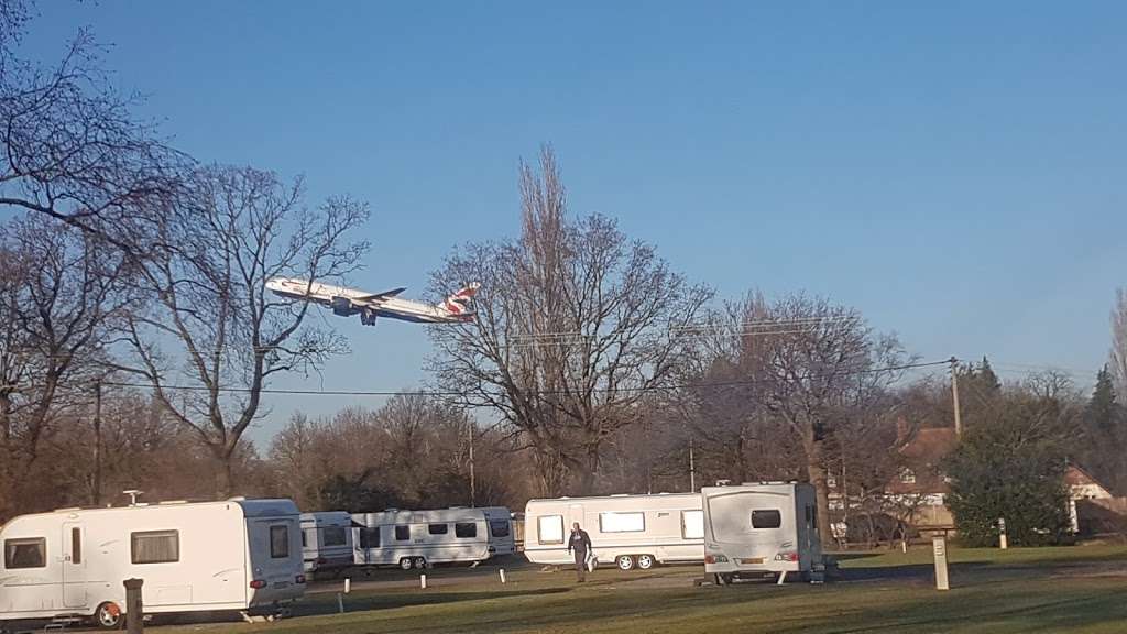 Gatwick Caravan and Motorhome Club Site | Charlwood Rd, Lowfield Heath, Crawley RH11 0QA, UK | Phone: 01293 524834