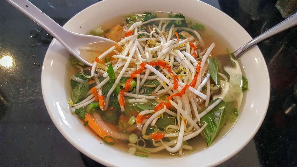 Pho Factory | 6237 Little River Turnpike, Alexandria, VA 22312, USA | Phone: (703) 642-0101