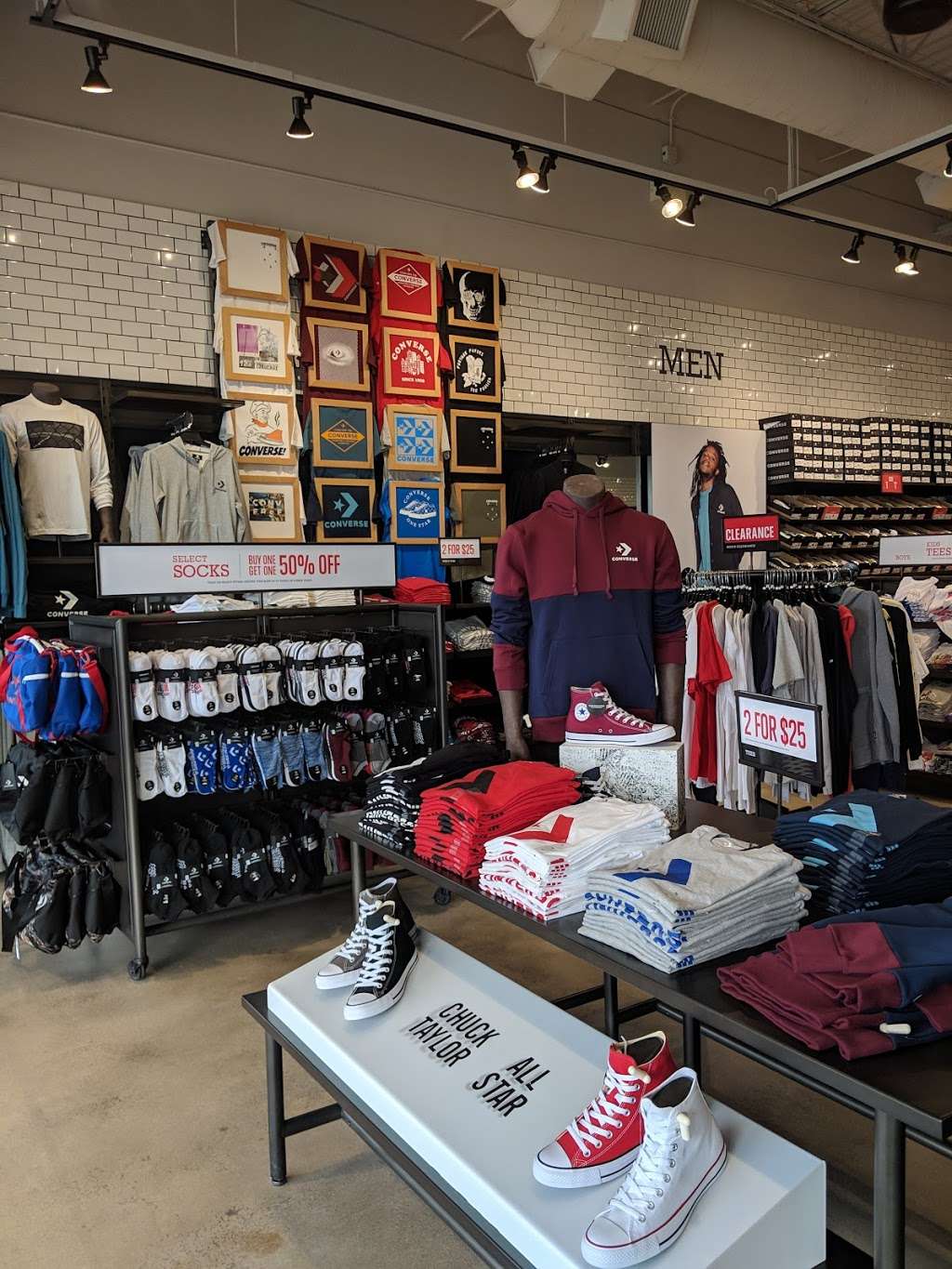 converse outlet wisconsin