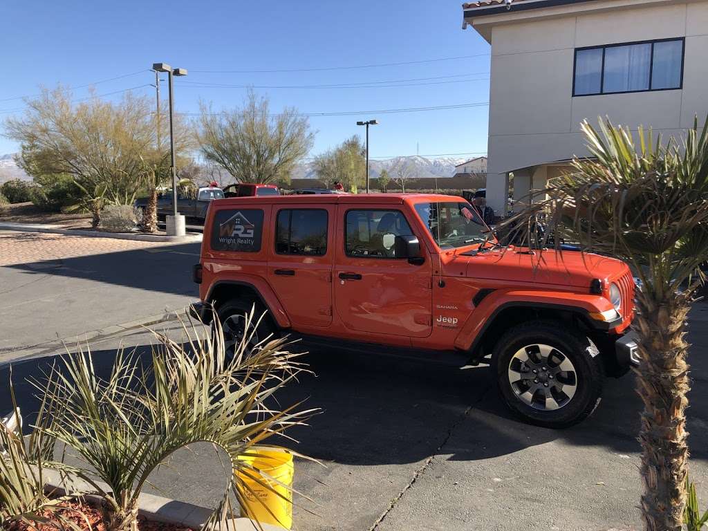 Apple Valley Auto Spa | 20570 Bear Valley Rd, Apple Valley, CA 92308, USA | Phone: (760) 247-4774