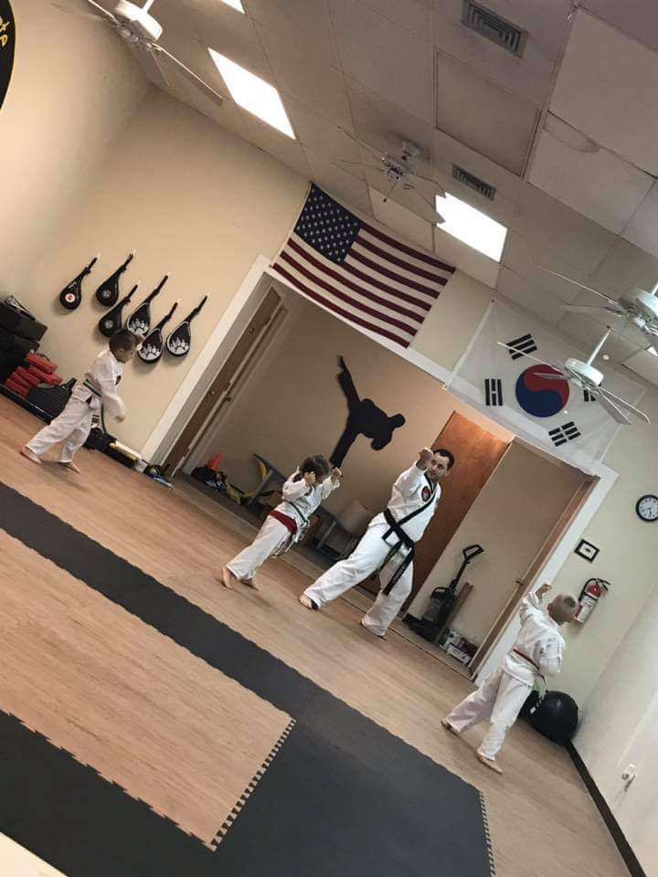 La Porte TaeKwonDo | 1129 S Broadway St, La Porte, TX 77571 | Phone: (713) 819-2406