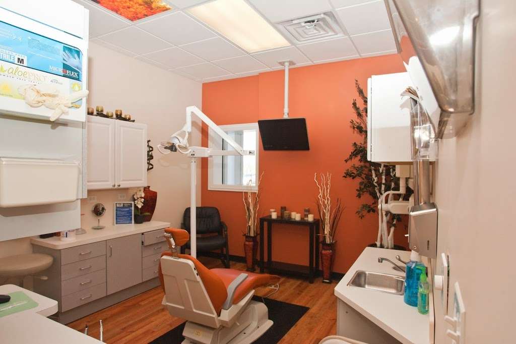 Miles Family Dental | 10904 Main St, Richmond, IL 60071, USA | Phone: (815) 862-1112