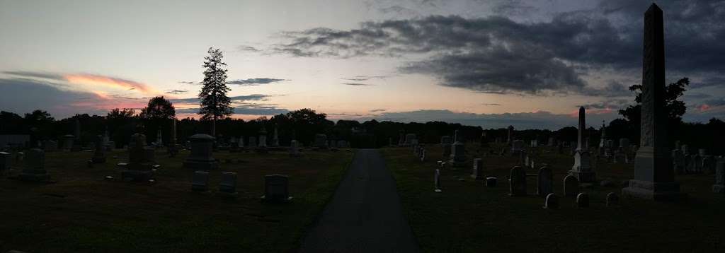 Lower Brandywine Cemetery | 101 Old Kennett Rd, Wilmington, DE 19807, USA | Phone: (302) 658-0454