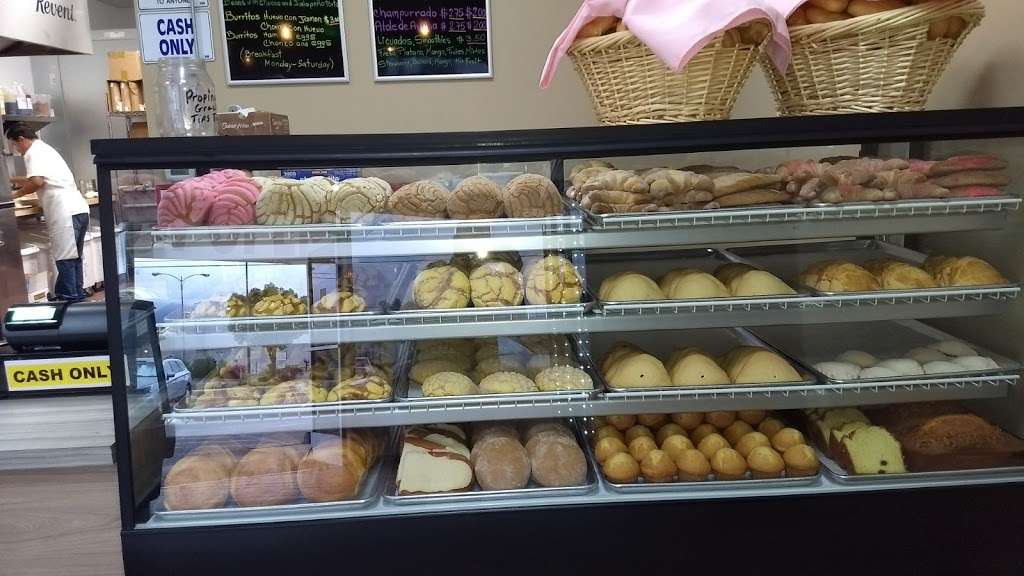 Panaderia Gudiño Mexican Bakery | 1377 Kooser Rd, San Jose, CA 95118, USA | Phone: (408) 620-1292