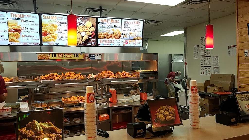 Popeyes Louisiana Kitchen | 1403 W Patrick St, Frederick, MD 21702, USA | Phone: (301) 620-0786