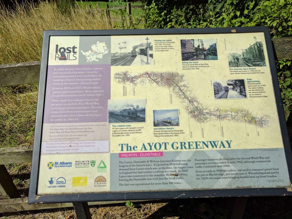 Ayot Greenway car park | Ayot St Peter Rd, Welwyn AL6 9BE, UK