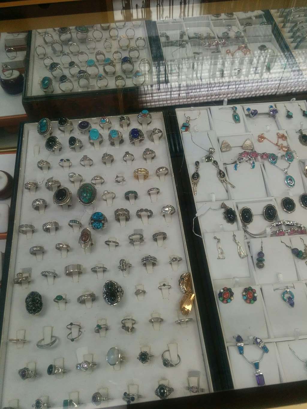 Baldwin Jewelers | 15 Kersting Ct, Sierra Madre, CA 91024, USA | Phone: (626) 355-5771