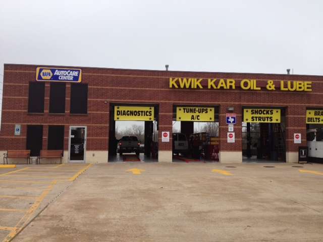 Kwik Kar Lube & Tune | 2610 Broadway St, Pearland, TX 77581, USA | Phone: (281) 372-6417