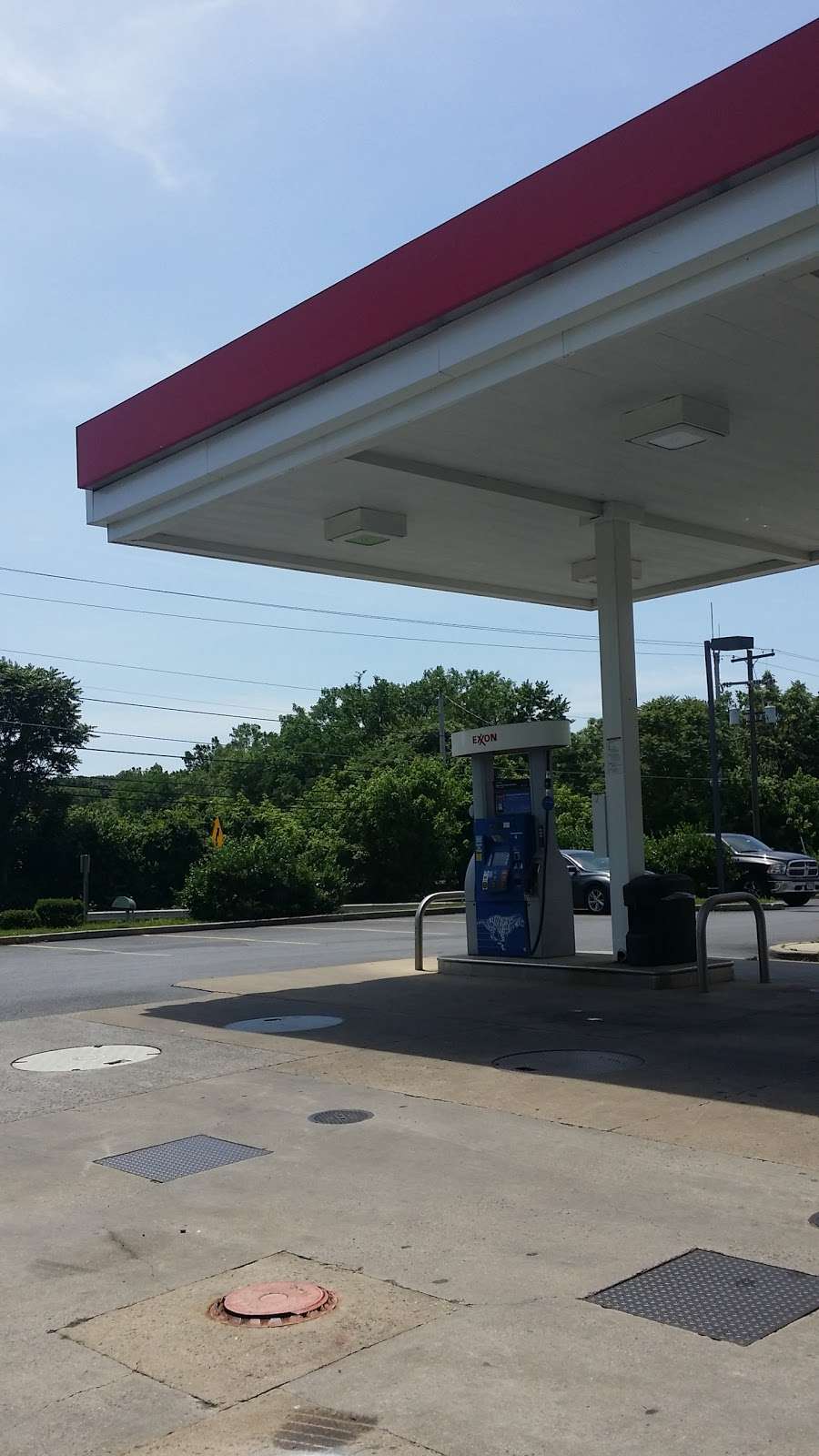 Exxon | 1595 Bowis Dr, Point of Rocks, MD 21777, USA | Phone: (301) 874-2691