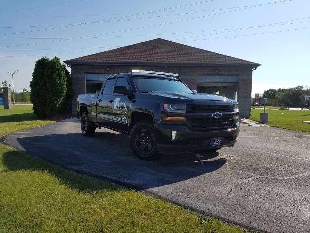 Oak Creek Car Wash | 100 W Rawson Ave, Oak Creek, WI 53154, USA