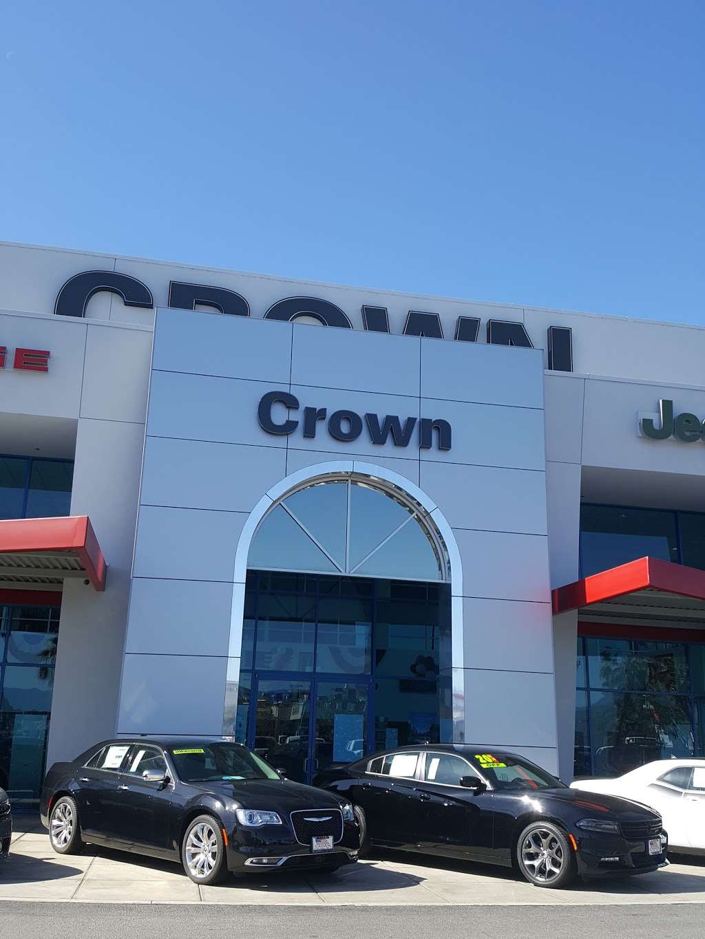 Crown Dodge Chrysler Jeep RAM | 6300 King Dr, Ventura, CA 93003 | Phone: (805) 918-4485