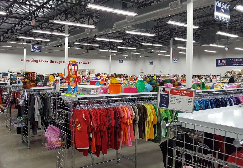 Goodwill Select Store | 253 N Bypass 35, Alvin, TX 77511 | Phone: (281) 968-3775