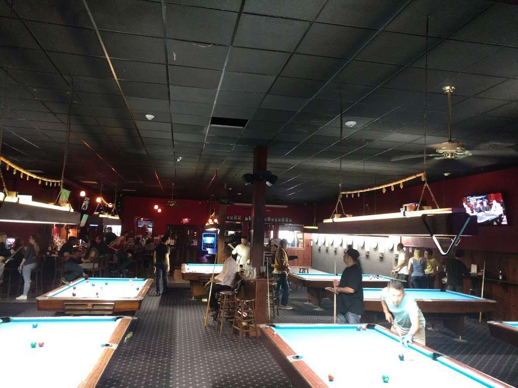 Revolution Billiards | 9687 Fairfax Blvd, Fairfax, VA 22030 | Phone: (703) 385-7529